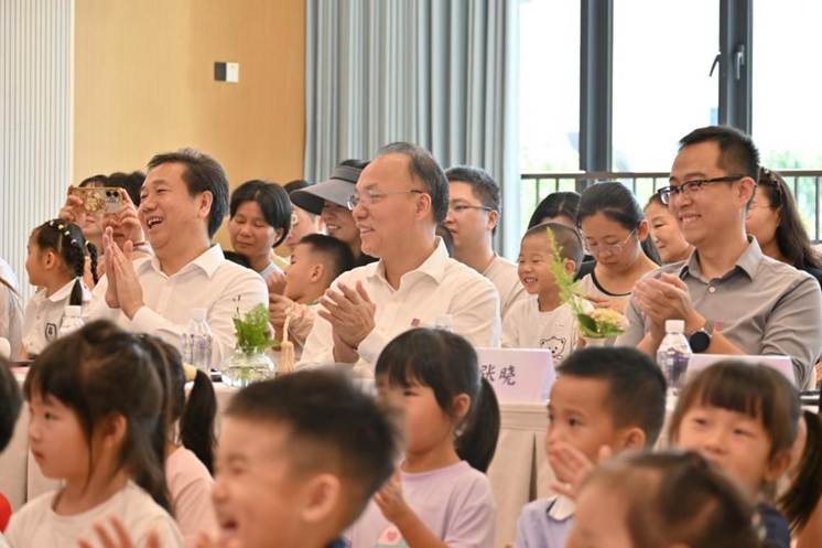 41da4ee7bd1a83f0ff7b88f6eee0ec4e