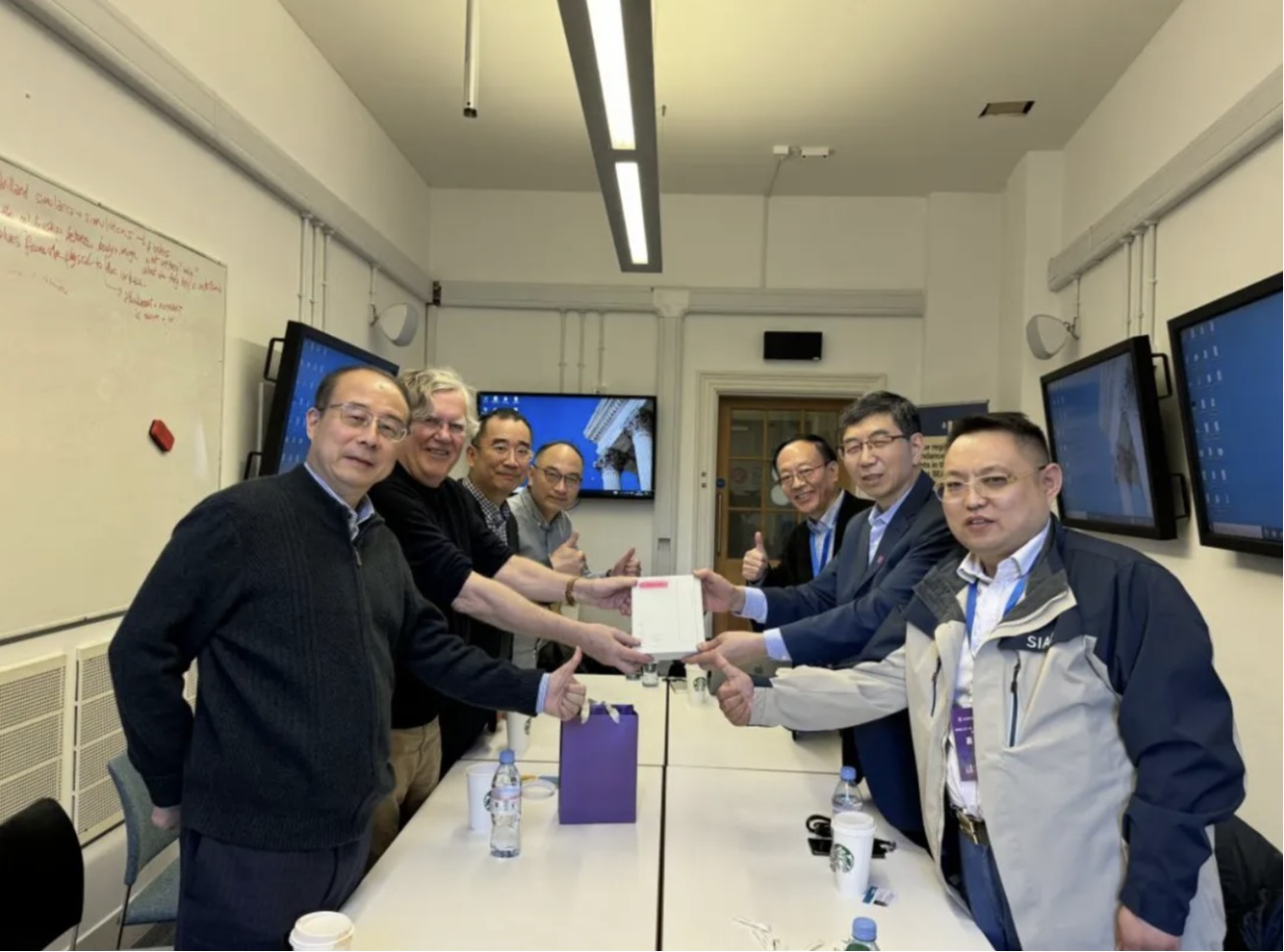 交流互鉴，共促发展！深理工代表团赴英国访问交流