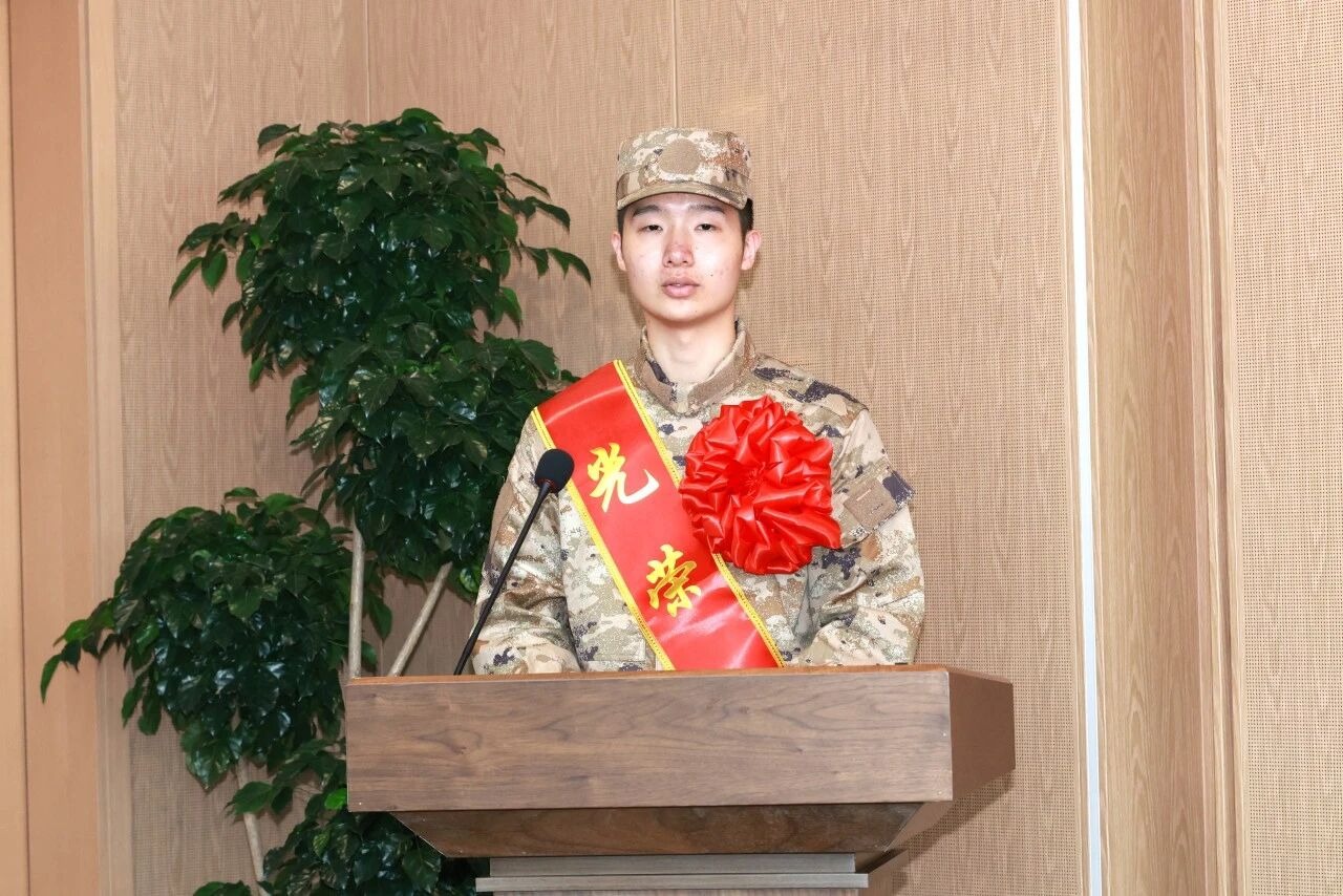 从深圳理工，热血赴军营